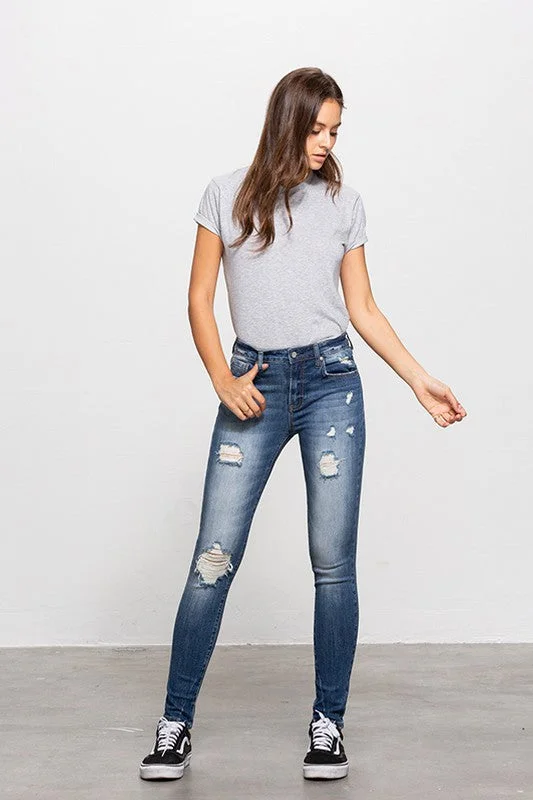 MID-RISE PREMIUM BODY DISTRESSED ANKLE SKINNY *Online Only*