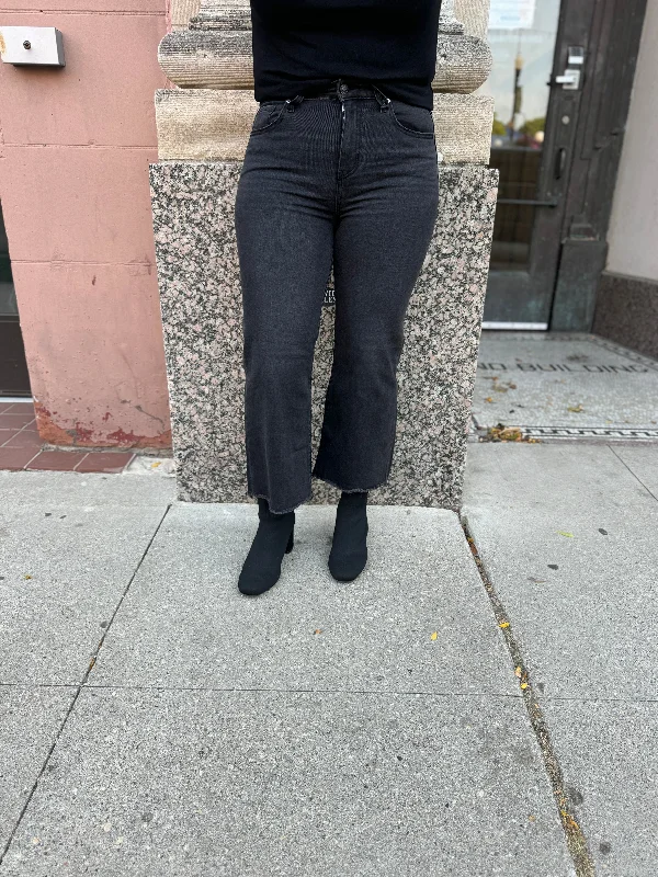 Zoe Washed Black Crop Jeans